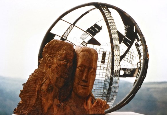 My Face in Thine Eye - Mild steel / Elm Burr 1997. Approximately 85 x 105 x 85cm. Private Collection